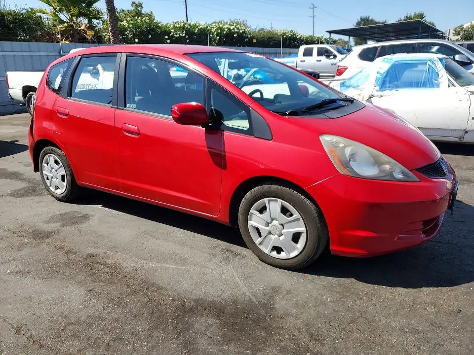 2012 HONDA FIT   