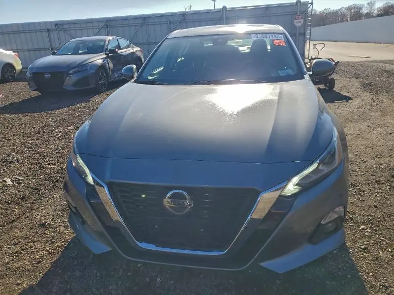2019 NISSAN ALTIMA SL  