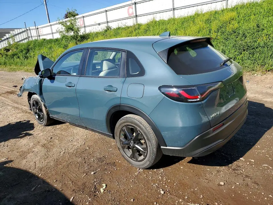 2023 HONDA HR-V LX  