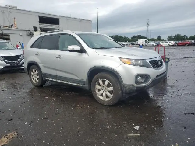 2012 KIA SORENTO BASE  