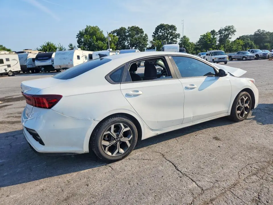 2019 KIA FORTE LXS  