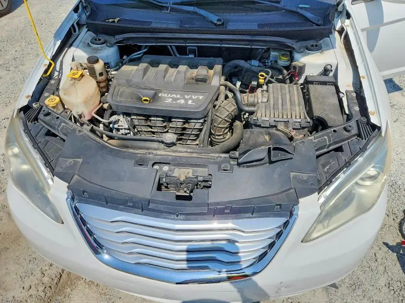 2012 CHRYSLER 200 LX  
