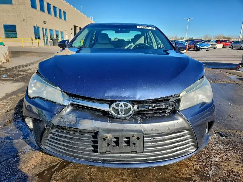 2015 TOYOTA CAMRY LE  