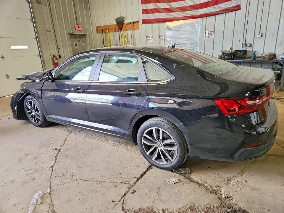 2025 VOLKSWAGEN JETTA SE  