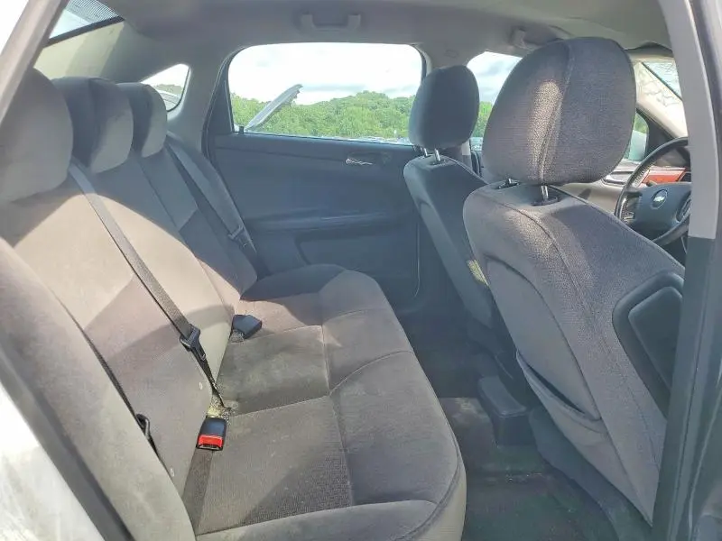 2010 CHEVROLET IMPALA LT  