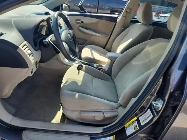 2013 TOYOTA COROLLA BASE  