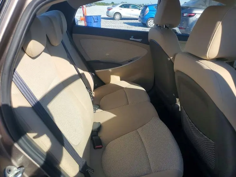 2012 HYUNDAI ACCENT GLS  