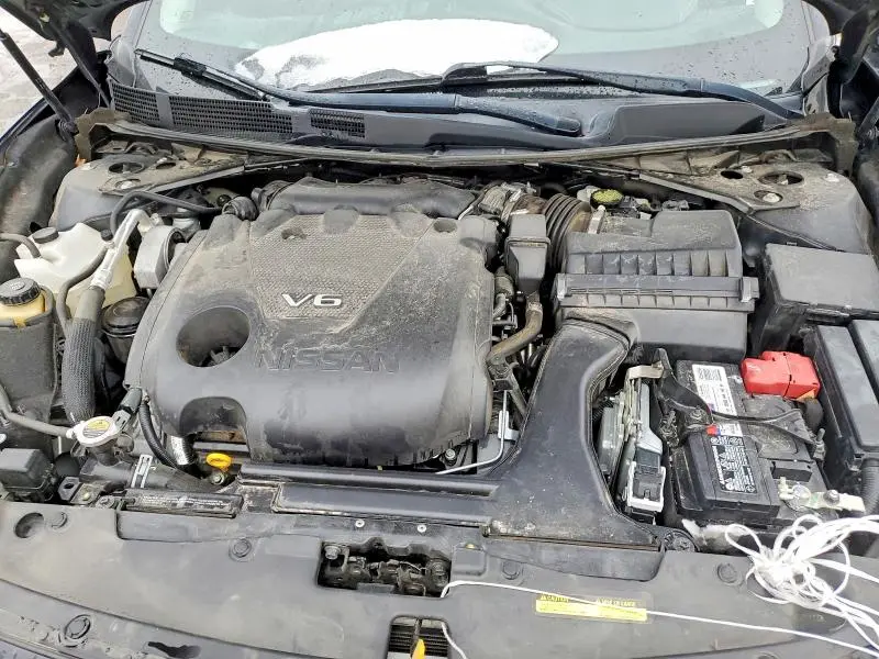 2021 NISSAN MAXIMA SV  