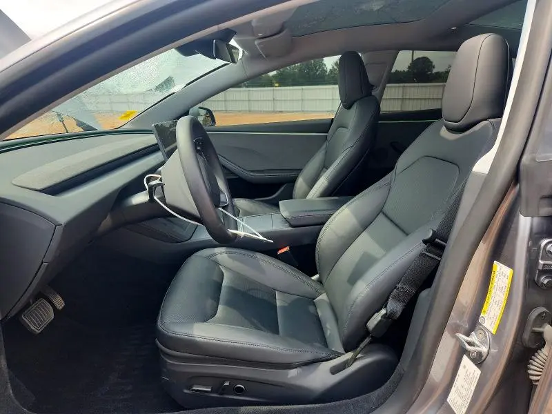 2026 TESLA MODEL 3   