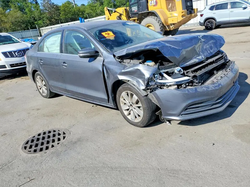 2015 VOLKSWAGEN JETTA SE  