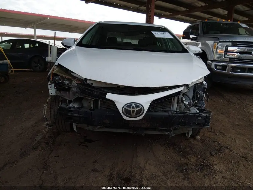 2019 TOYOTA COROLLA SE