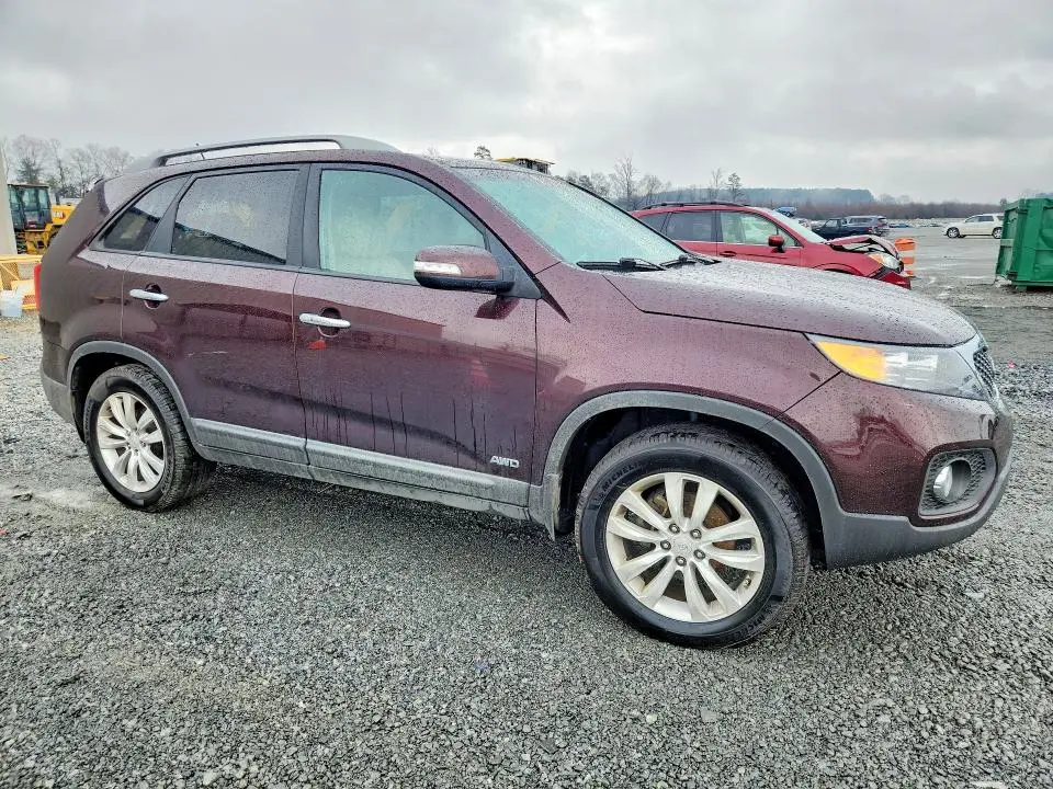 2011 KIA SORENTO EX  