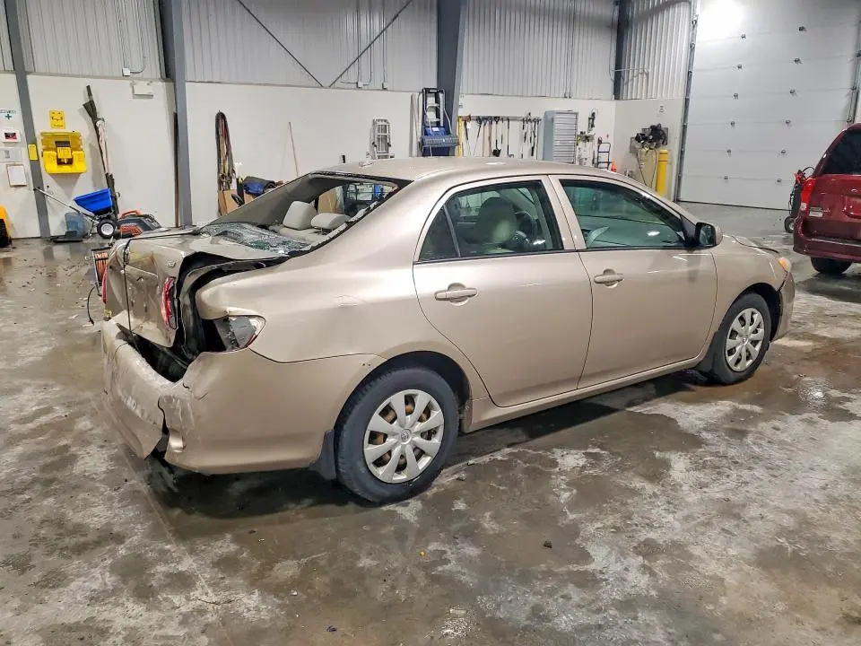 2010 TOYOTA COROLLA BASE  