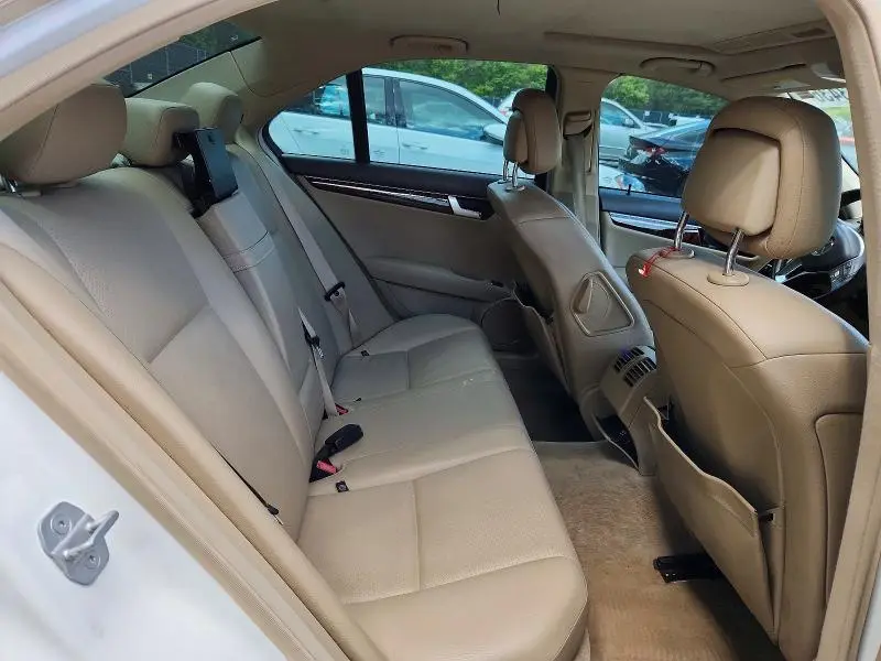 2013 MERCEDES-BENZ C 250  