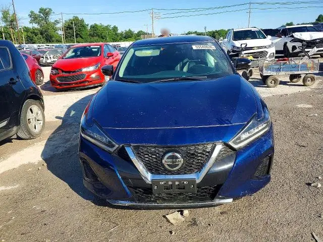 2022 NISSAN MAXIMA SV  
