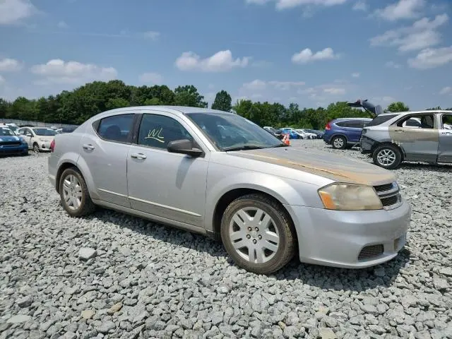 2012 DODGE AVENGER SE  