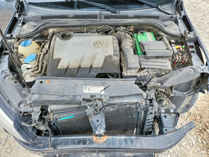 2011 VOLKSWAGEN JETTA TDI  