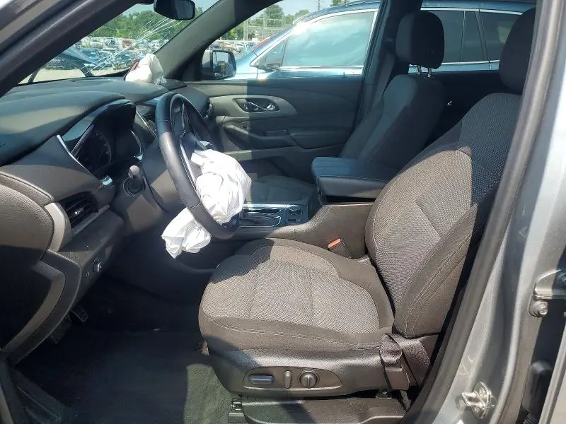 2023 CHEVROLET TRAVERSE LT  
