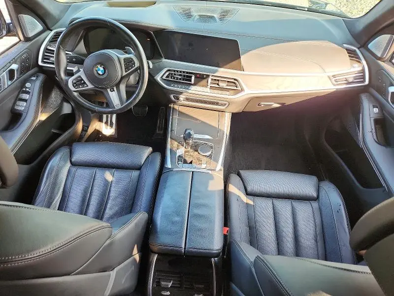 2021 BMW X7 M50I  