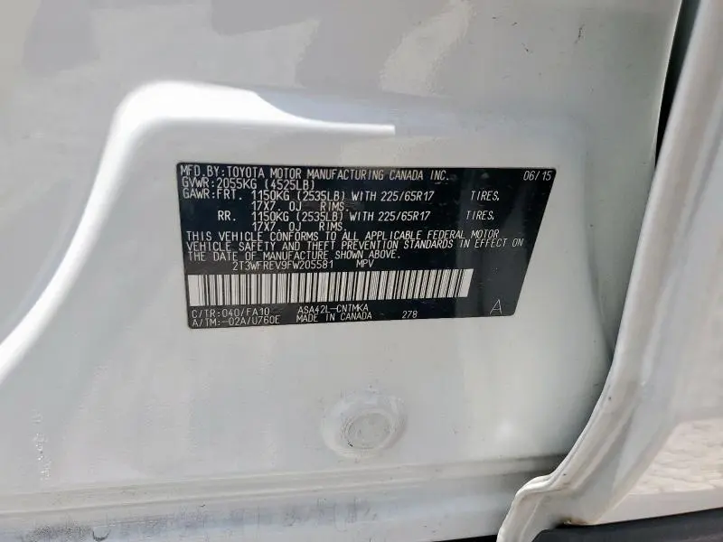 2015 TOYOTA RAV4 XLE  