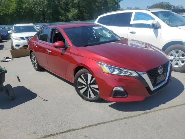 2022 NISSAN ALTIMA SV