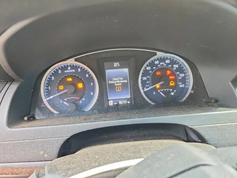 2017 TOYOTA CAMRY LE  