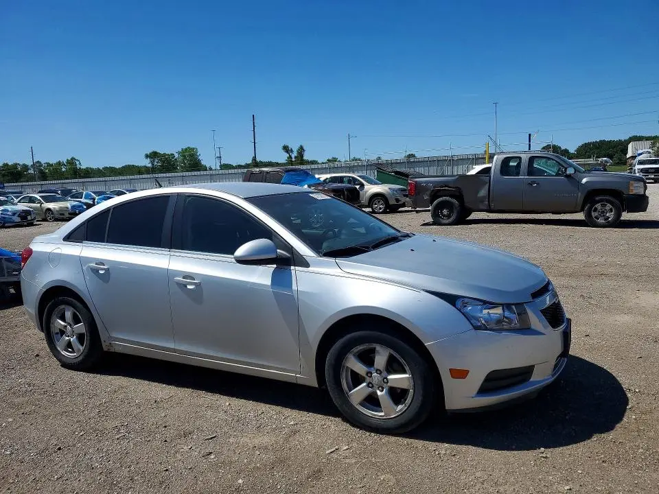 2012 CHEVROLET CRUZE LT  