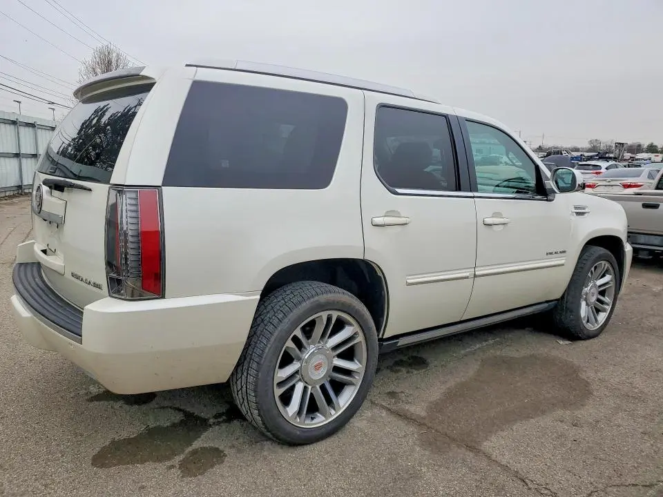 2014 CADILLAC ESCALADE PREMIUM  