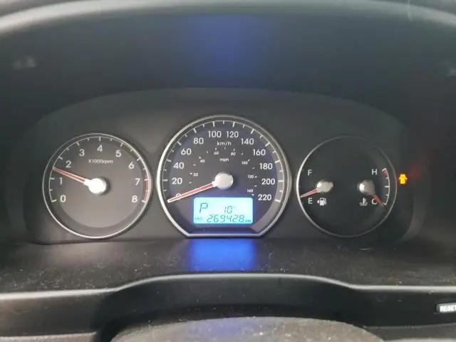 2010 HYUNDAI SANTA FE GLS  