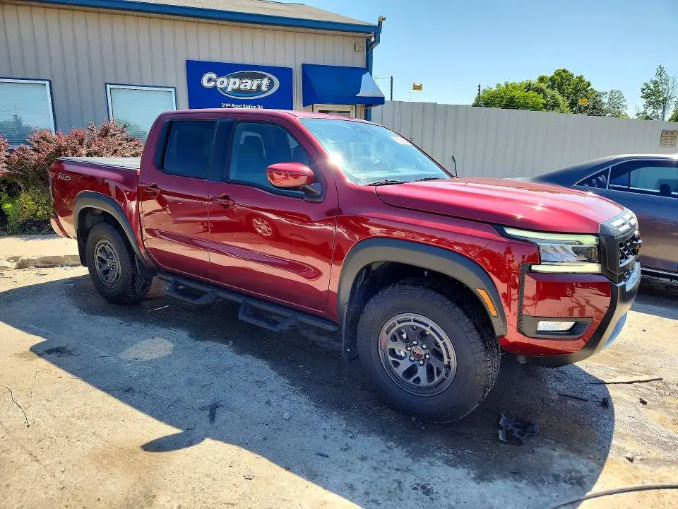 2025 NISSAN FRONTIER PRO-4X  