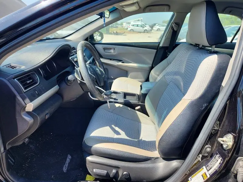 2015 TOYOTA CAMRY SE  