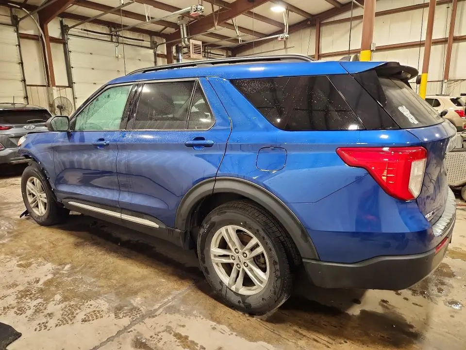 2021 FORD EXPLORER XLT  