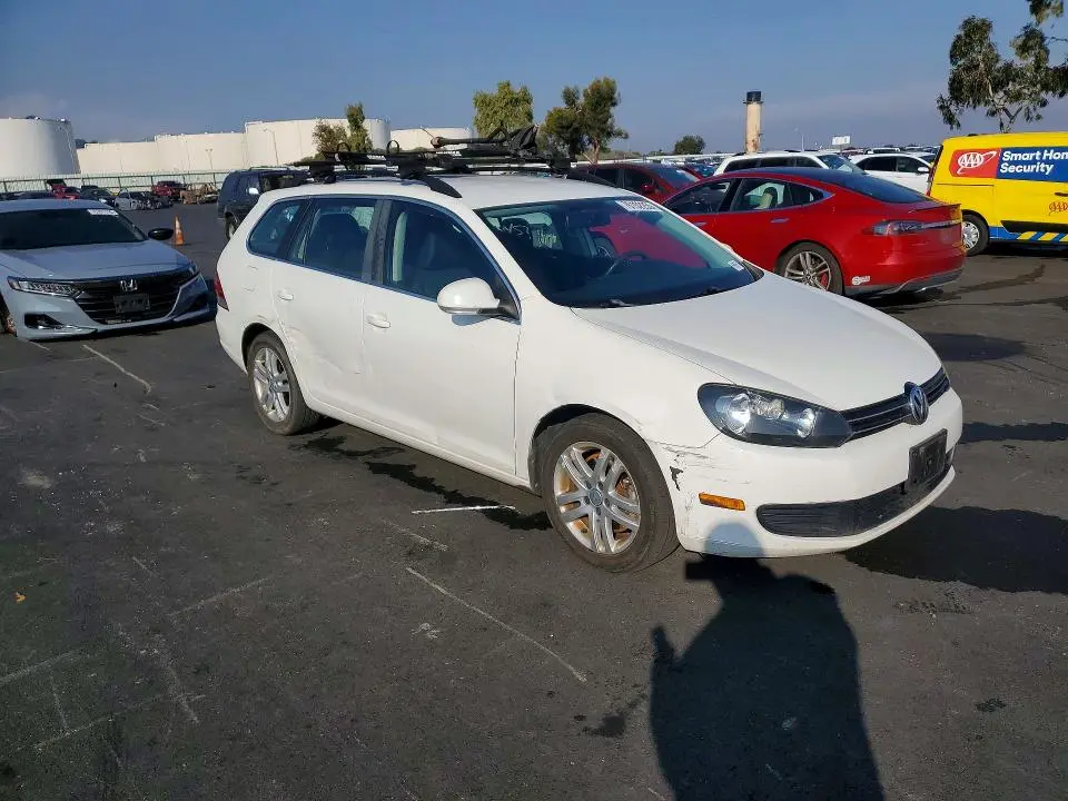 2013 VOLKSWAGEN JETTA TDI  