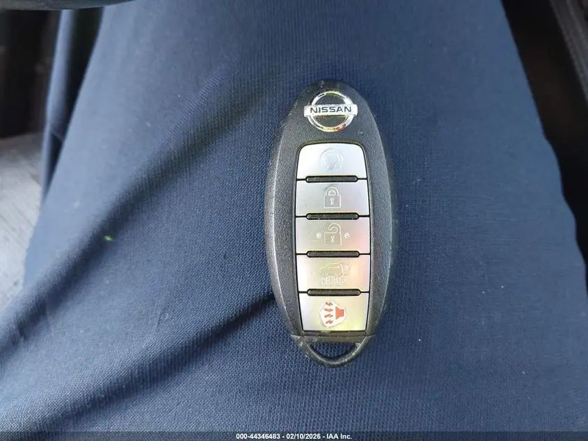 2019 NISSAN ROGUE SL