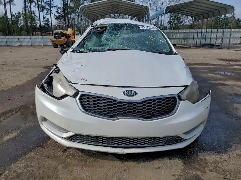2016 KIA FORTE LX  