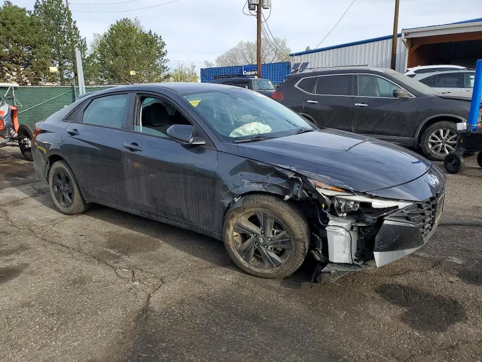 2021 HYUNDAI ELANTRA SEL  