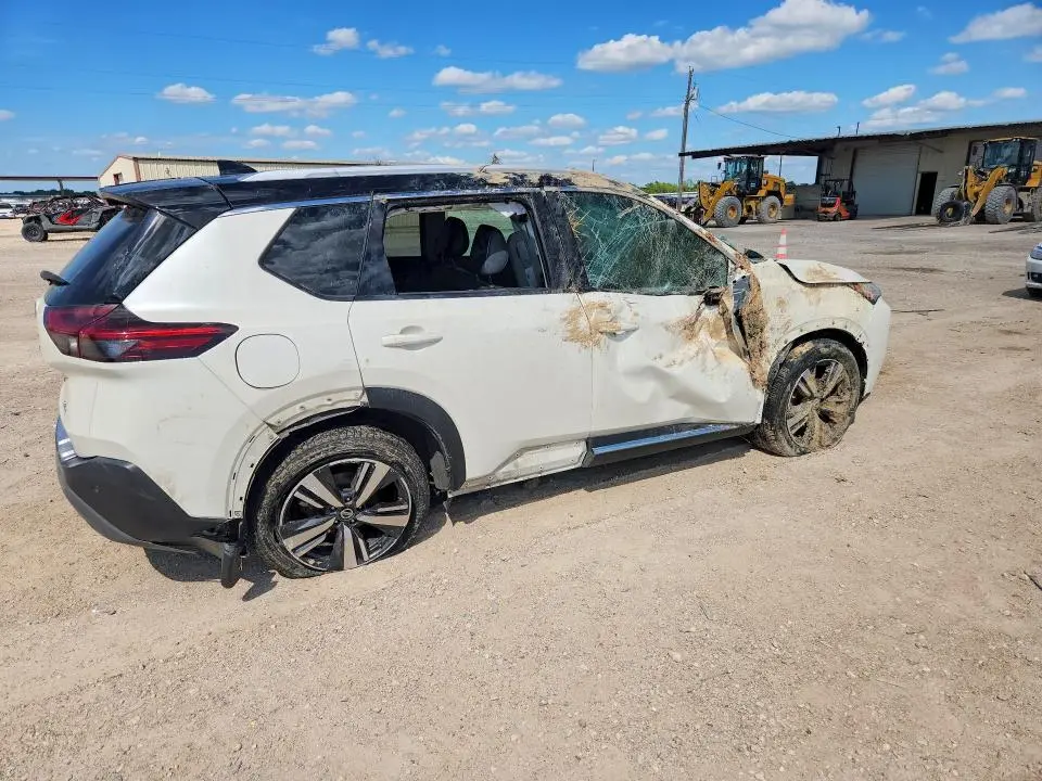 2021 NISSAN ROGUE SL  
