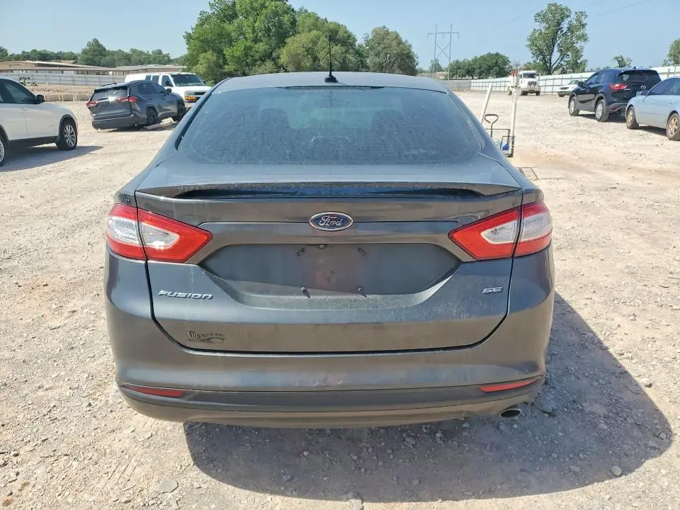 2015 FORD FUSION SE  