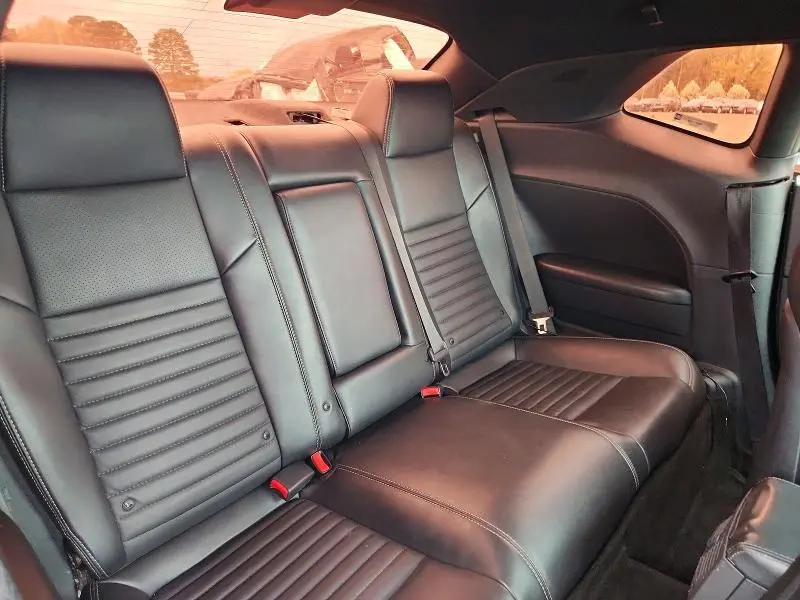 2014 DODGE CHALLENGER SXT  