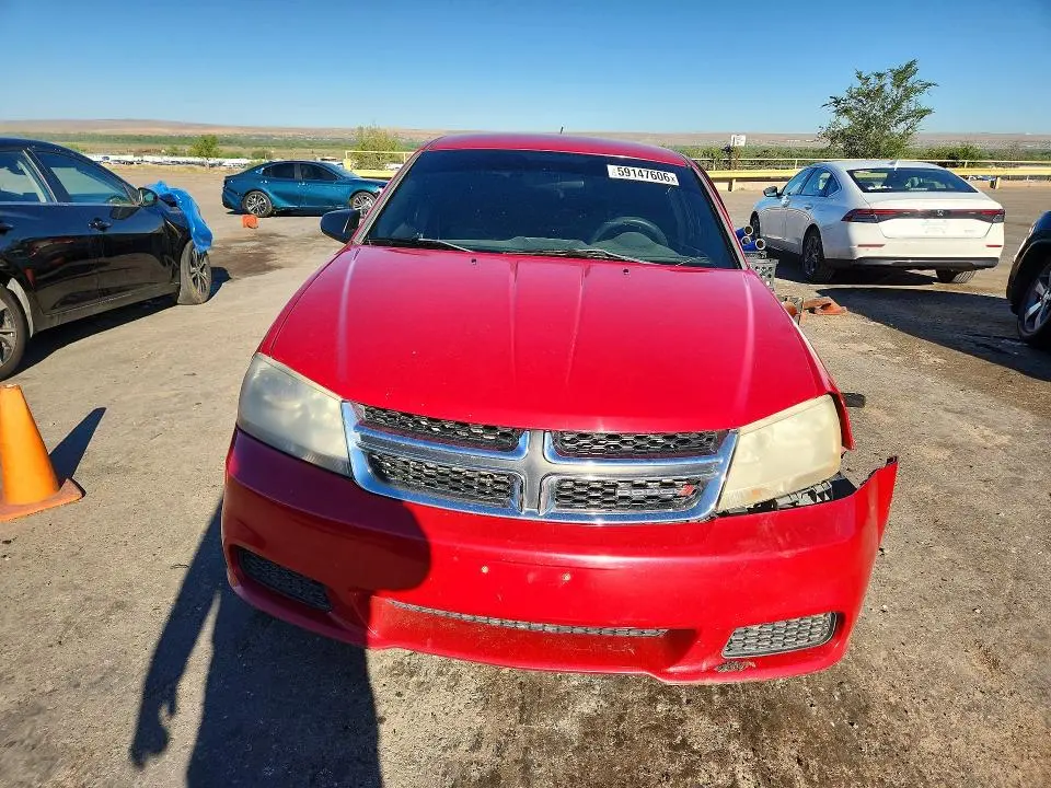 2013 DODGE AVENGER SE  