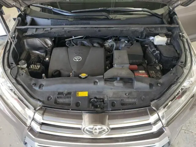 2017 TOYOTA HIGHLANDER LIMITED  
