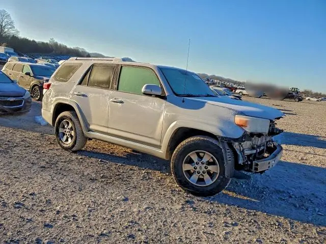 2010 TOYOTA 4RUNNER SR5  