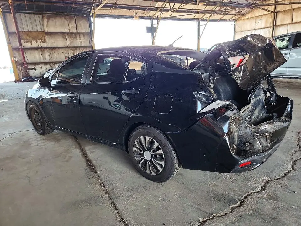 2021 NISSAN VERSA S  