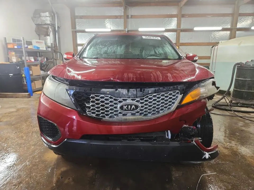 2011 KIA SORENTO LX  