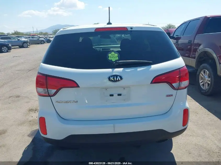 2014 KIA SORENTO LX