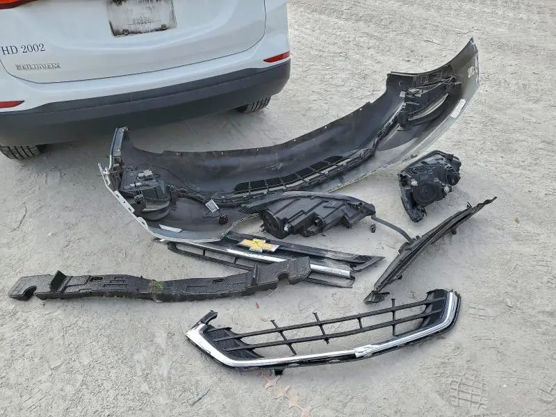 2020 CHEVROLET EQUINOX LS  