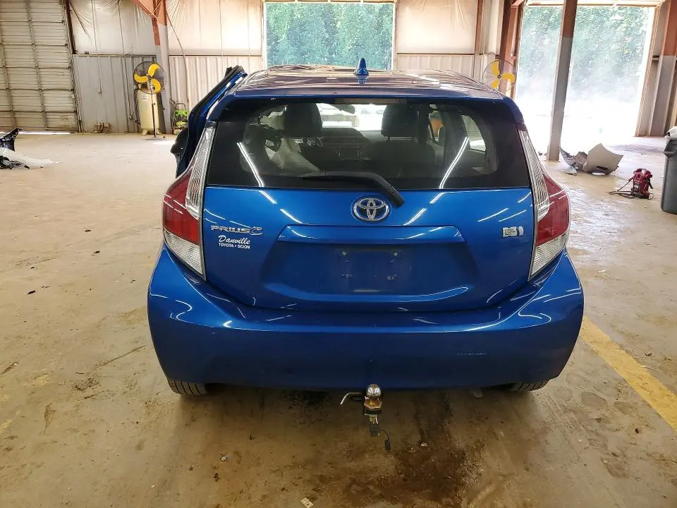 2015 TOYOTA PRIUS C TWO  