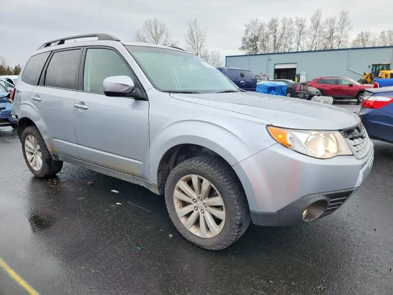 2013 SUBARU FORESTER 2.5X PREMIUM  