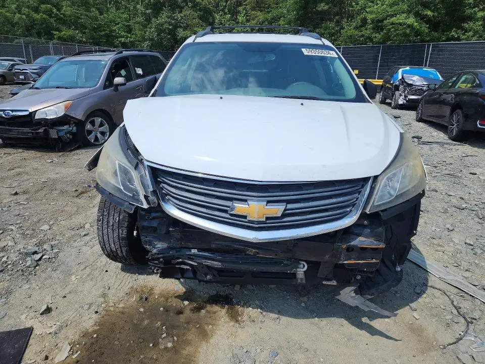 2016 CHEVROLET TRAVERSE LS  