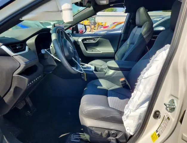 2024 TOYOTA RAV4 XSE  